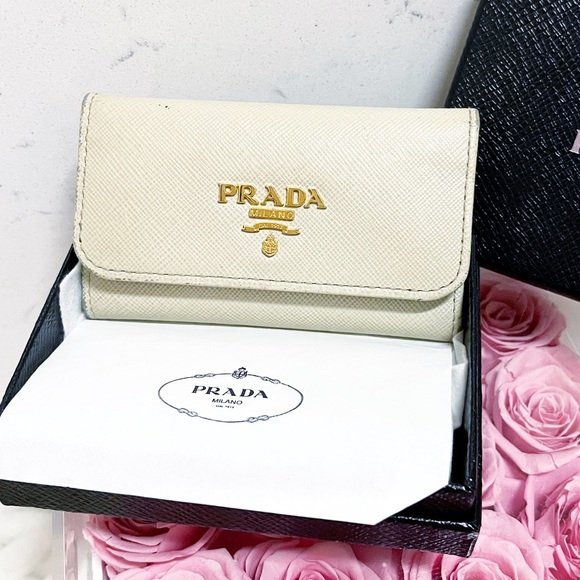 Authentic Prada Cera Portachiavi 6 Key Saffiano Leather Holder / Wallet - Picture 2 of 14